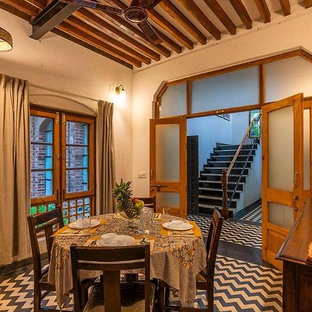 Stayvista'S Peepal Haveli - Rustic Kothi With Terrace, Breathtaking View & Bonfire Narainpur  Luaran gambar