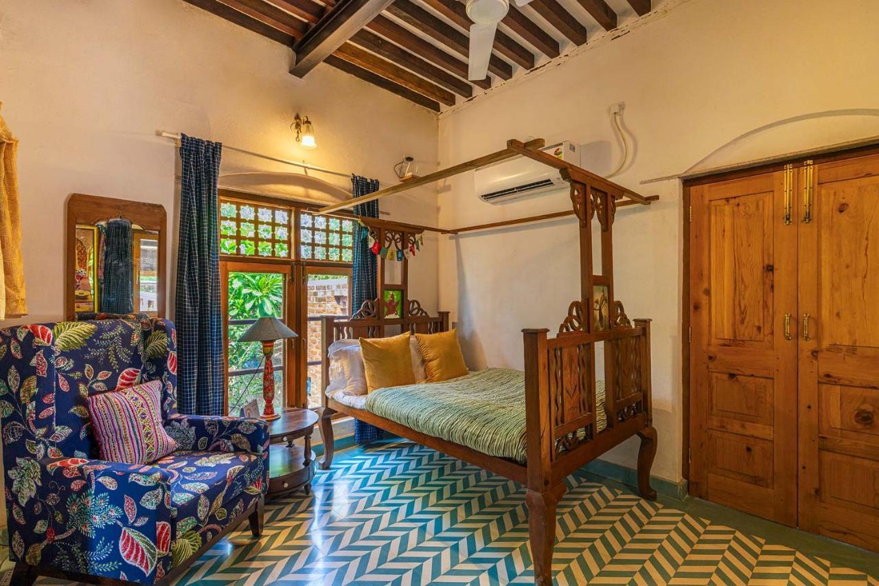 Stayvista'S Peepal Haveli - Rustic Kothi With Terrace, Breathtaking View & Bonfire Narainpur  Luaran gambar