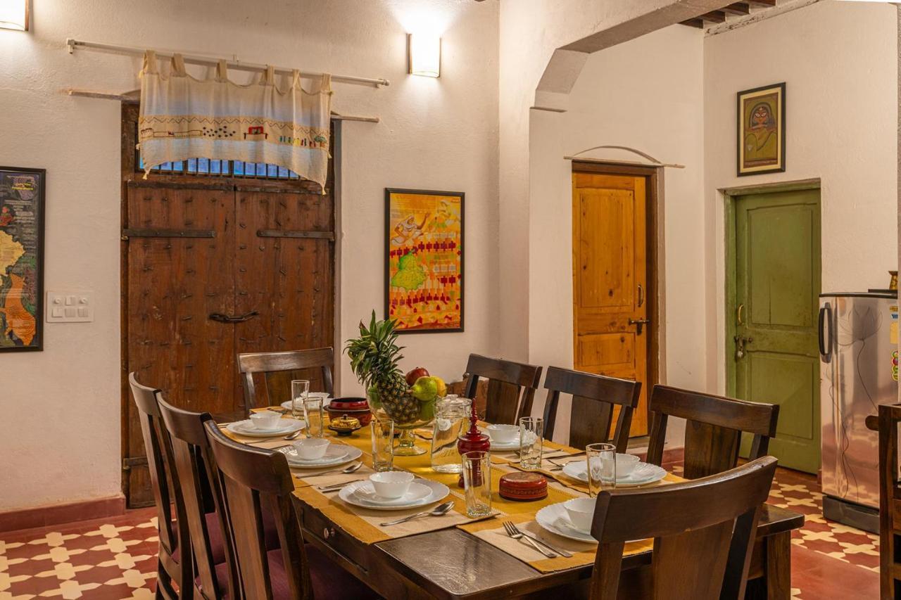 Stayvista'S Peepal Haveli - Rustic Kothi With Terrace, Breathtaking View & Bonfire Narainpur  Luaran gambar